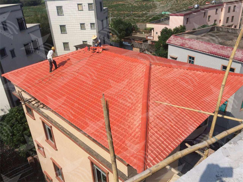 探秘農村自建房建房利器！樹(shù)脂瓦多少錢(qián)一平，合成樹(shù)脂瓦價(jià)格揭秘！